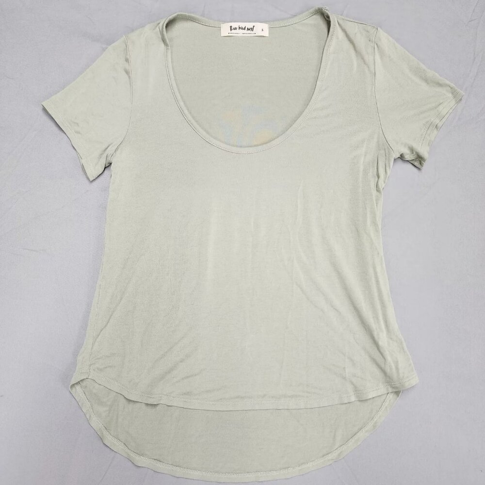 Three Bird Nest Light Sage Scoop Neck Short Sleeve Tee